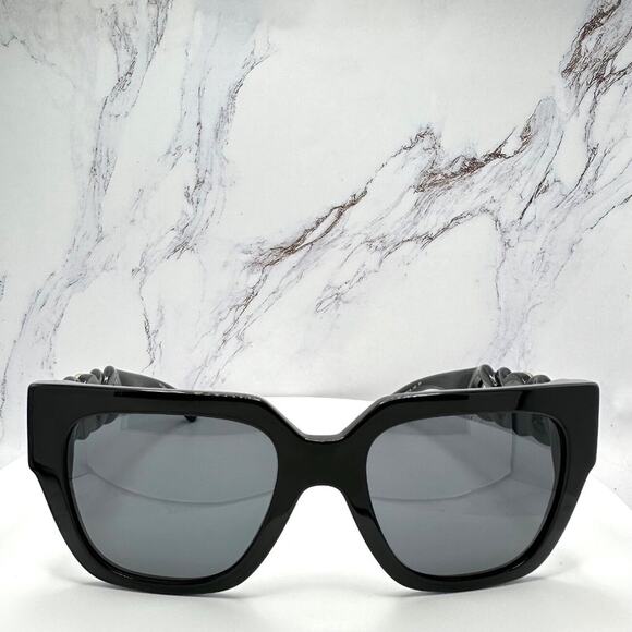 CLASSY NEW Versace Sunglasses Black Gold Medusa Logo Chain Arms Authentic - Picture 2 of 13